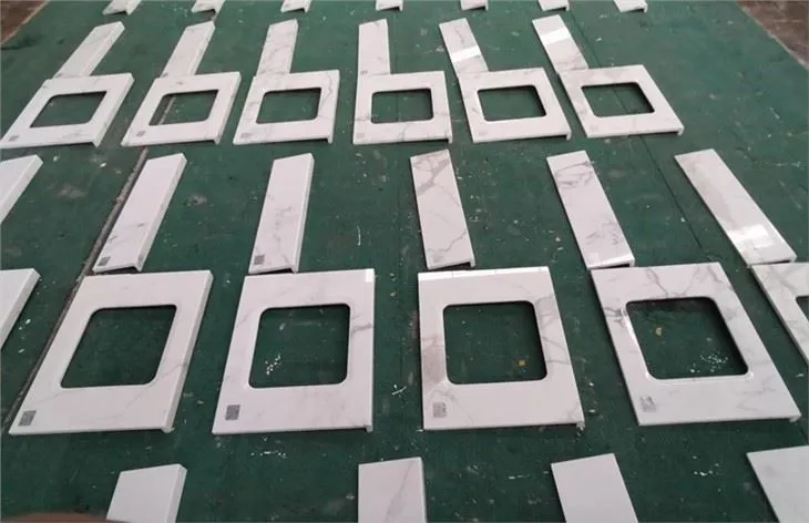 Ламінатні стільниці з мармуру Calacatta