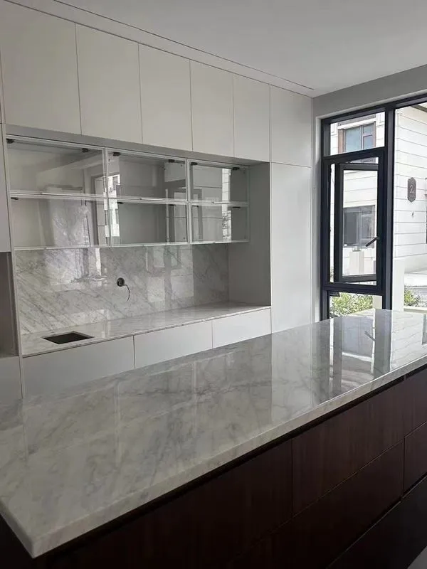 Мармурова стільниця Bianco Carrara