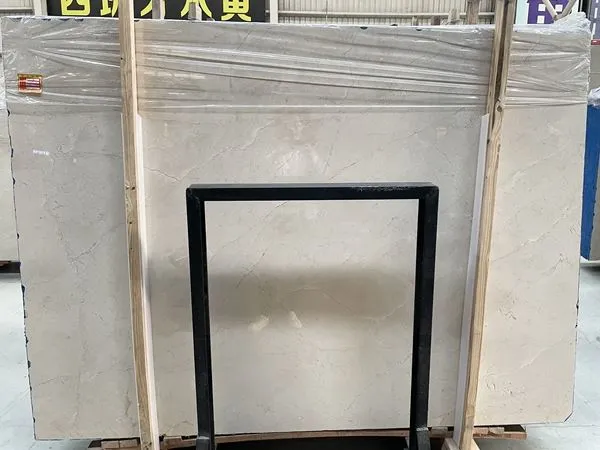 Мармурова плита Crema Marfil