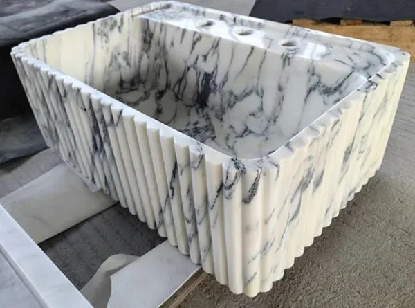 Розкішна мармурова раковина