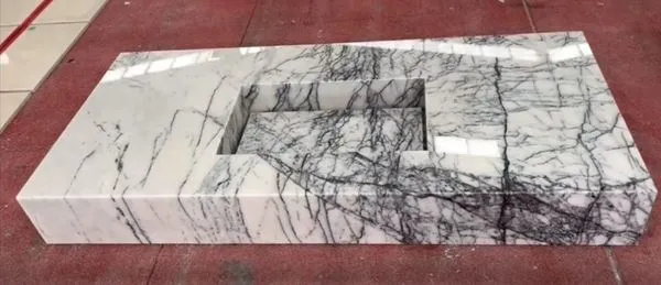 Мілас бузковий мармур