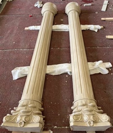 П'єдестал мармурової колони